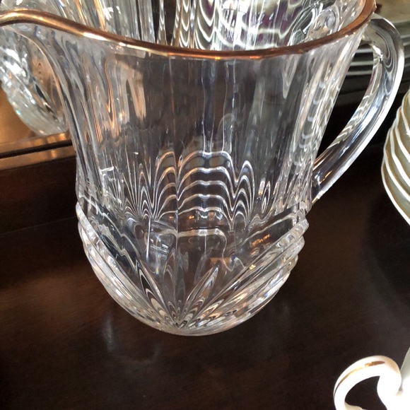 China and glassware. - Picture 3 of 7